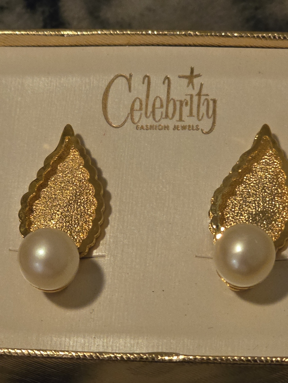 Vintage Celebrity Gold-Tone Pearl Drop Clip Earrings Never Worn